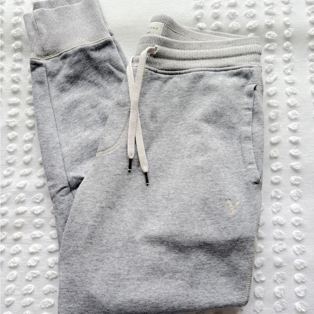 American Eagle Men’s Sweatpants • Size Small